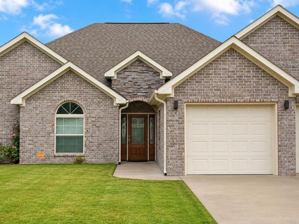 205 Shamsie Lane, White Hall, AR 71602