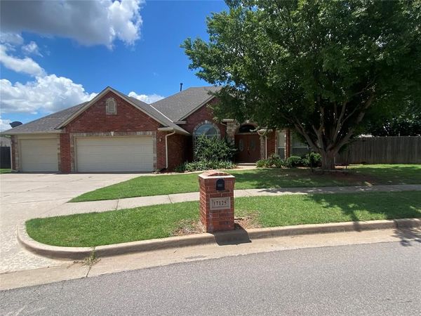 17125 Platinum Lane, Edmond, OK 73012