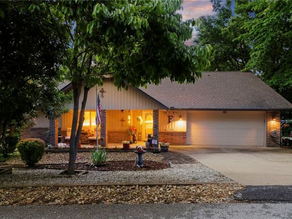 41 Portsmouth Drive , Bella Vista, AR 72715