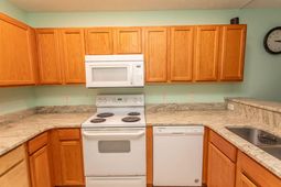 514 Cordgrass Ln. photo 4