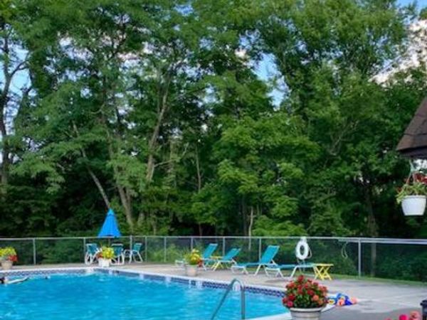 35 HERMITAGE DRIVE, NEW HOPE, PA 18938