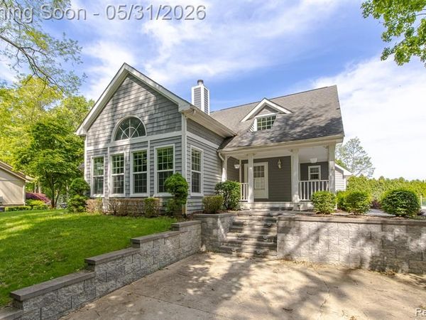 5020 Whitlow Court, Commerce Twp, MI 48382