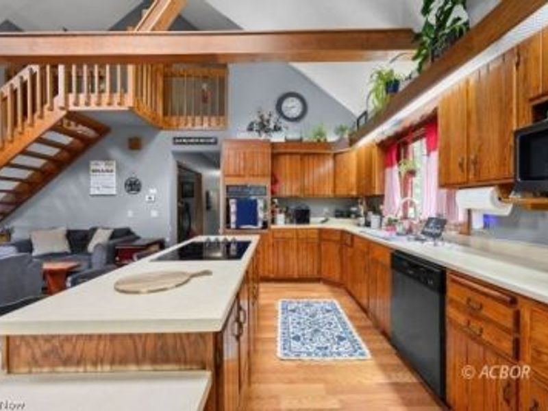 172 N Mulberry Street, Logan, OH 43138 Photo 16