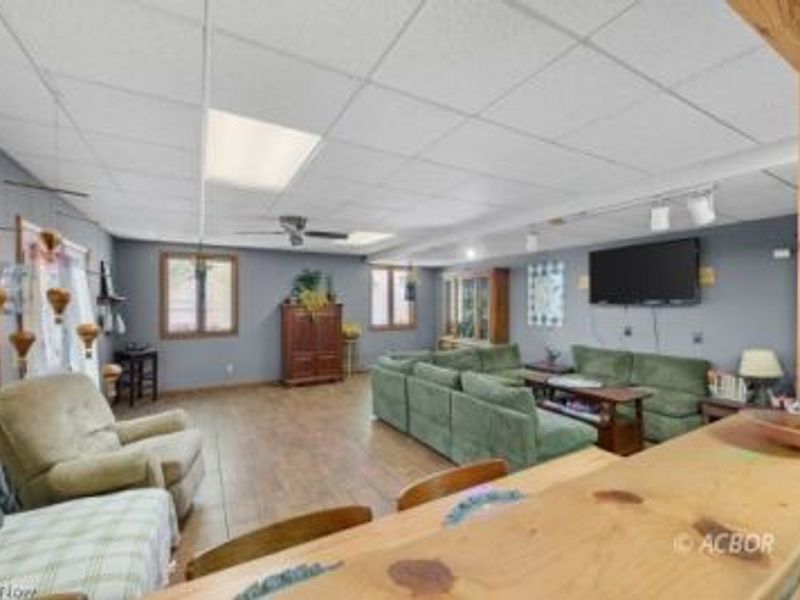 172 N Mulberry Street, Logan, OH 43138 Photo 37
