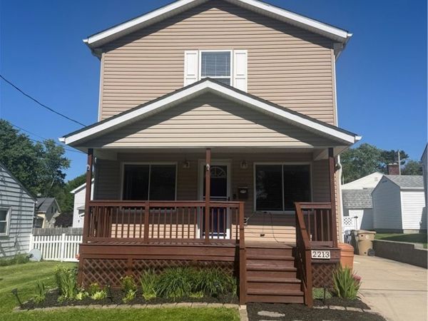 2213 10th Street, Cuyahoga Falls, OH 44221