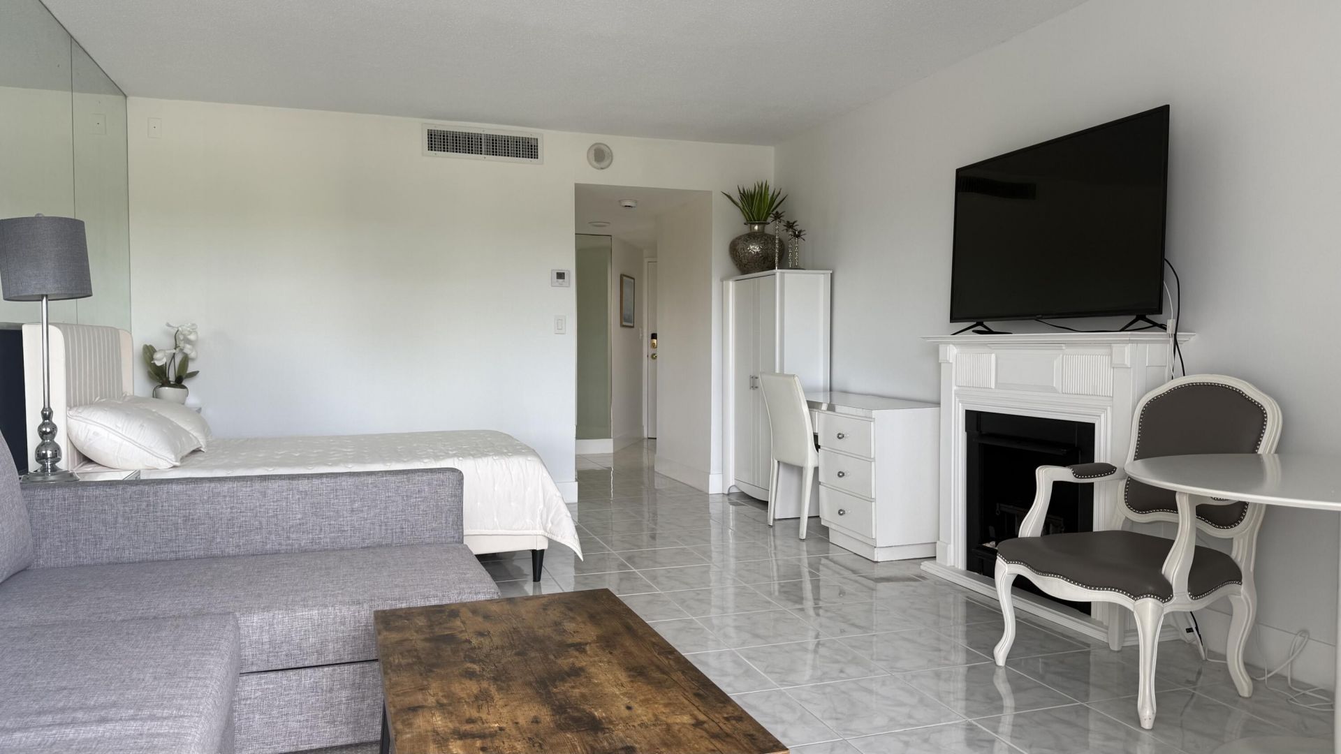 2600 N Flagler Drive, Unit 413, West Palm Beach, FL 33407 Photo
