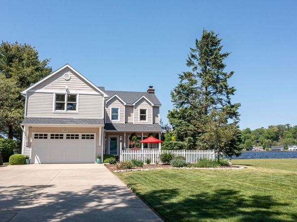 5400 Tonto Road, Pentwater, MI 49449