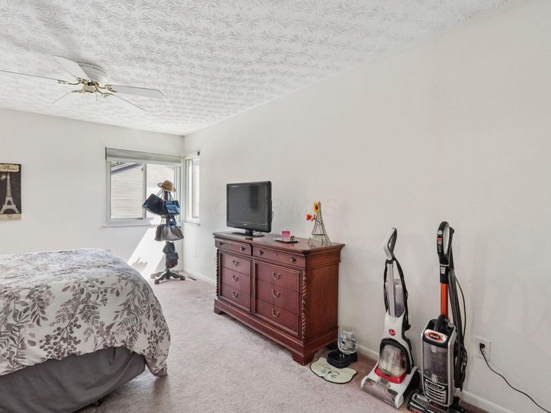 5643 Blendon Valley Drive, Columbus, OH 43230 Photo 20
