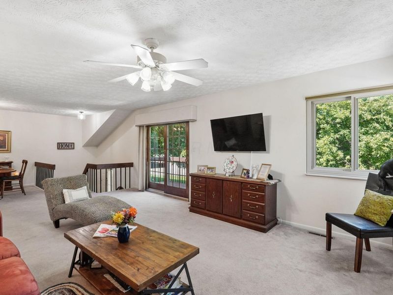 5643 Blendon Valley Drive, Columbus, OH 43230 Photo 9