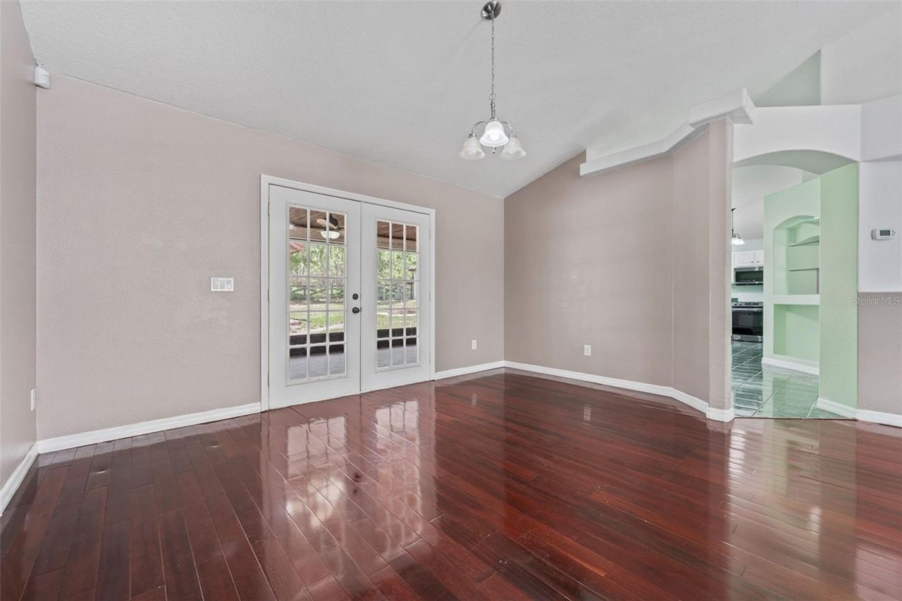 25335 Mardon Circle, Paisley, FL 32767 Photo