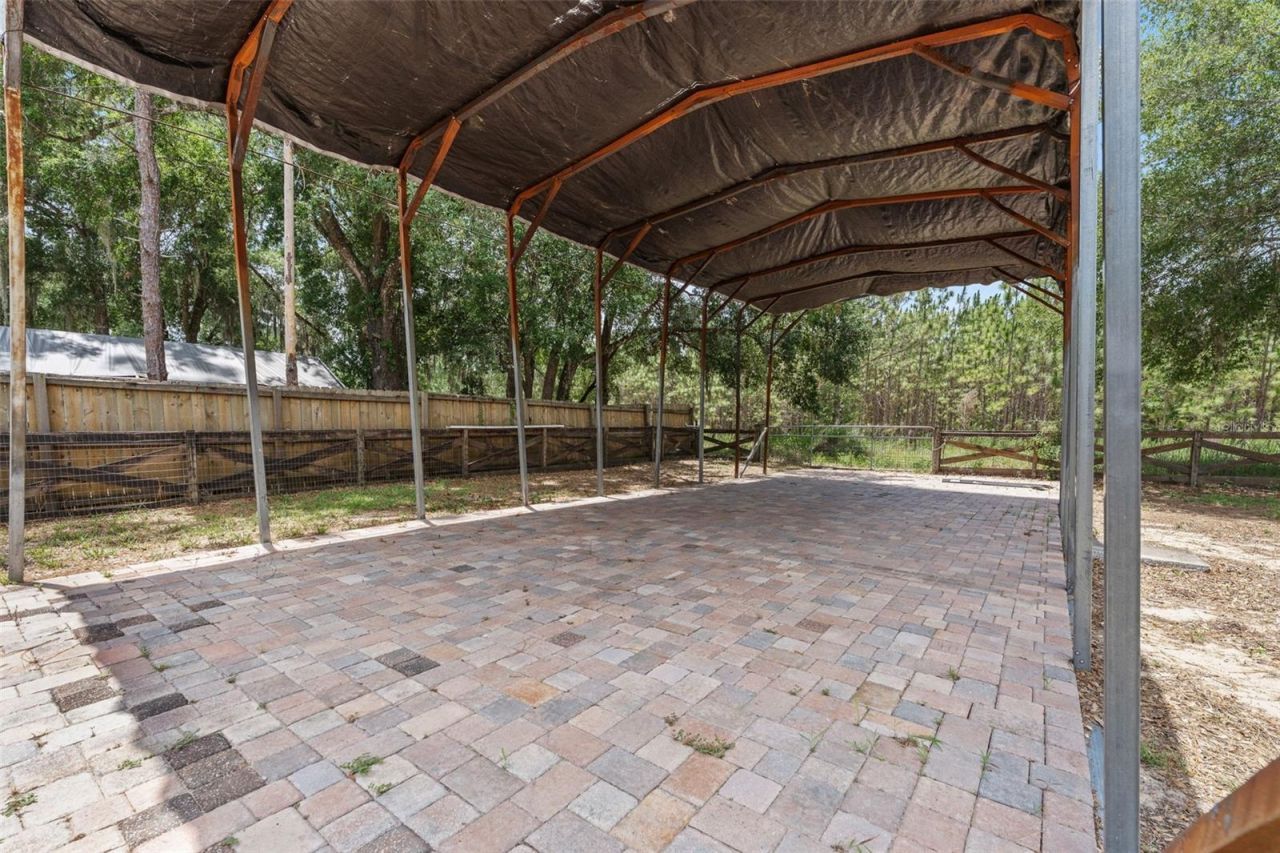 25335 Mardon Circle, Paisley, FL 32767 Photo