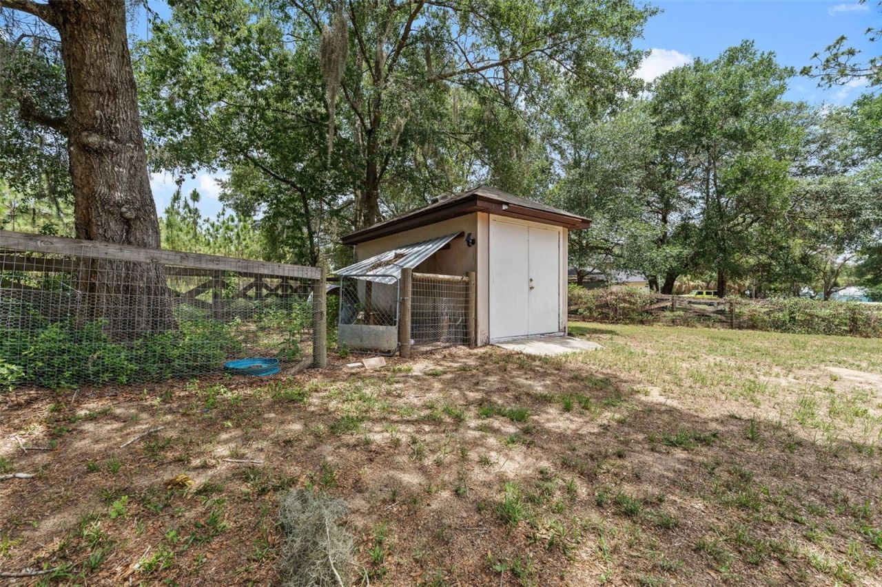 25335 Mardon Circle, Paisley, FL 32767 Photo