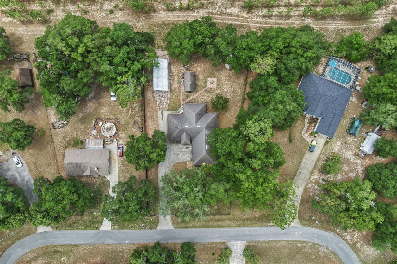 25335 Mardon Circle, Paisley, FL 32767 Photo