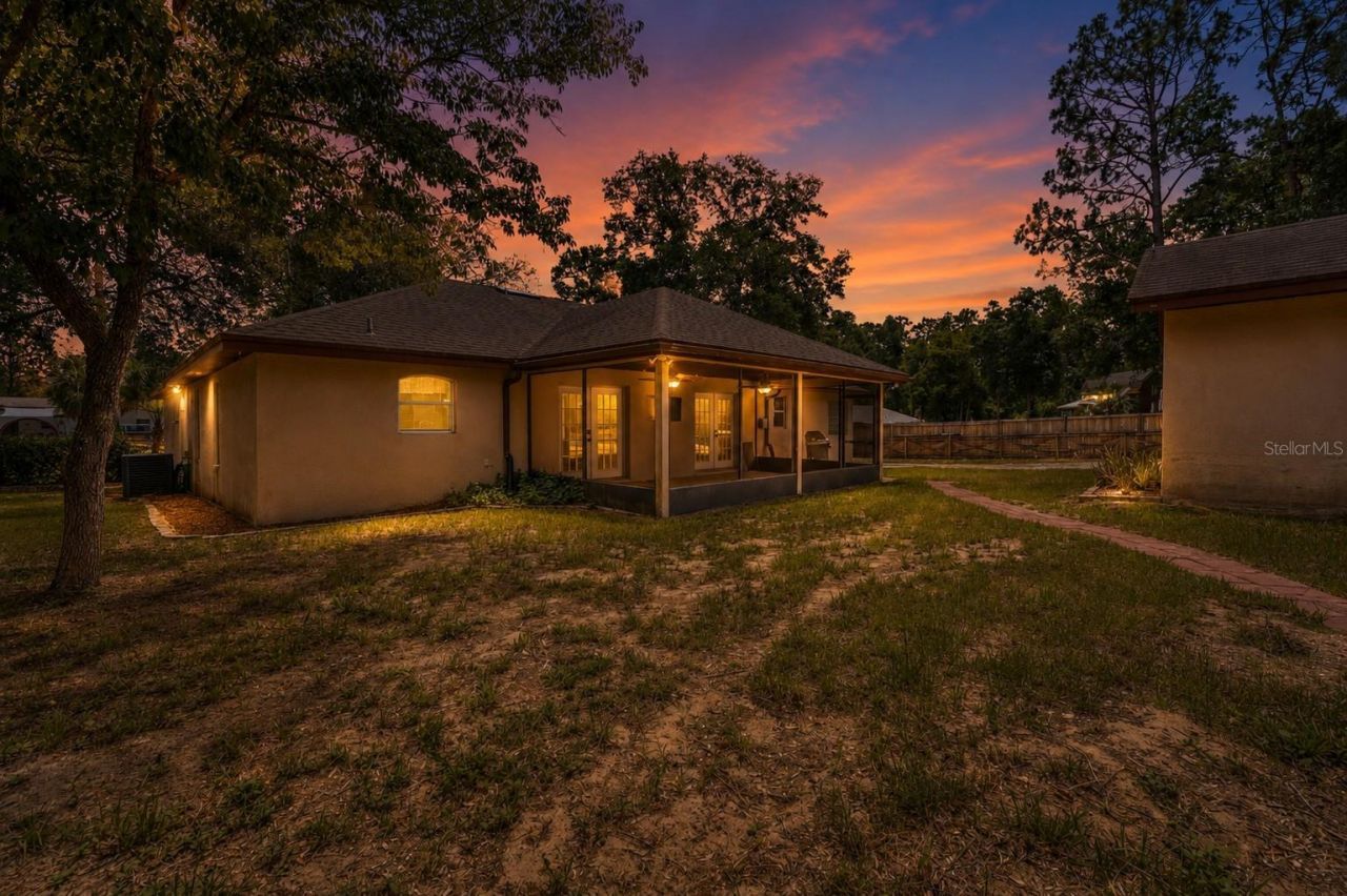 25335 Mardon Circle, Paisley, FL 32767 Photo