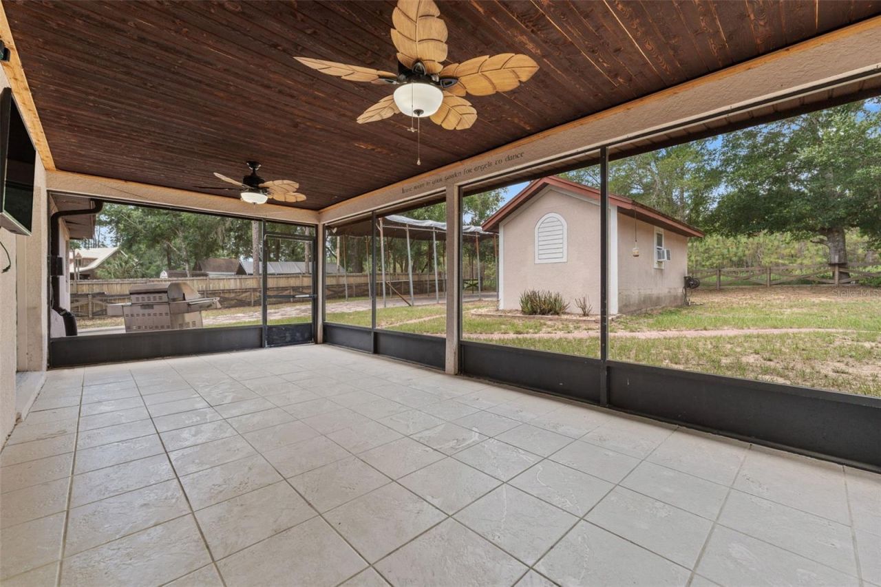 25335 Mardon Circle, Paisley, FL 32767 Photo