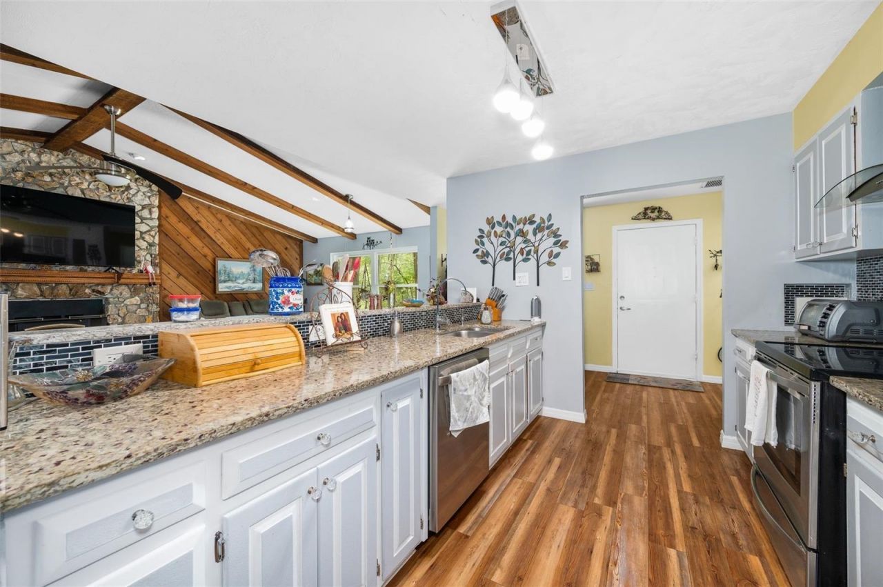 16422 NE 10th Street, Gainesville, FL 32609 Photo