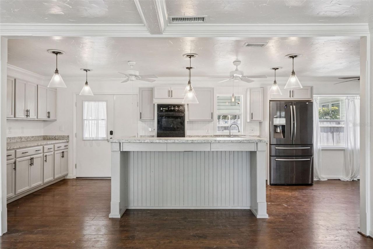 401 W 10th Street, Sanford, FL 32771 Photo