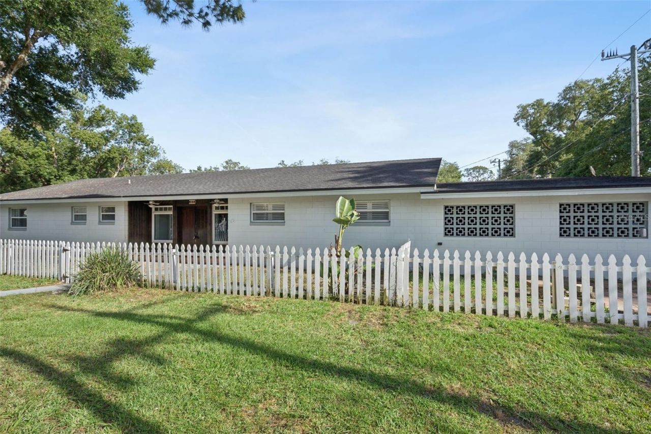401 W 10th Street, Sanford, FL 32771 Photo