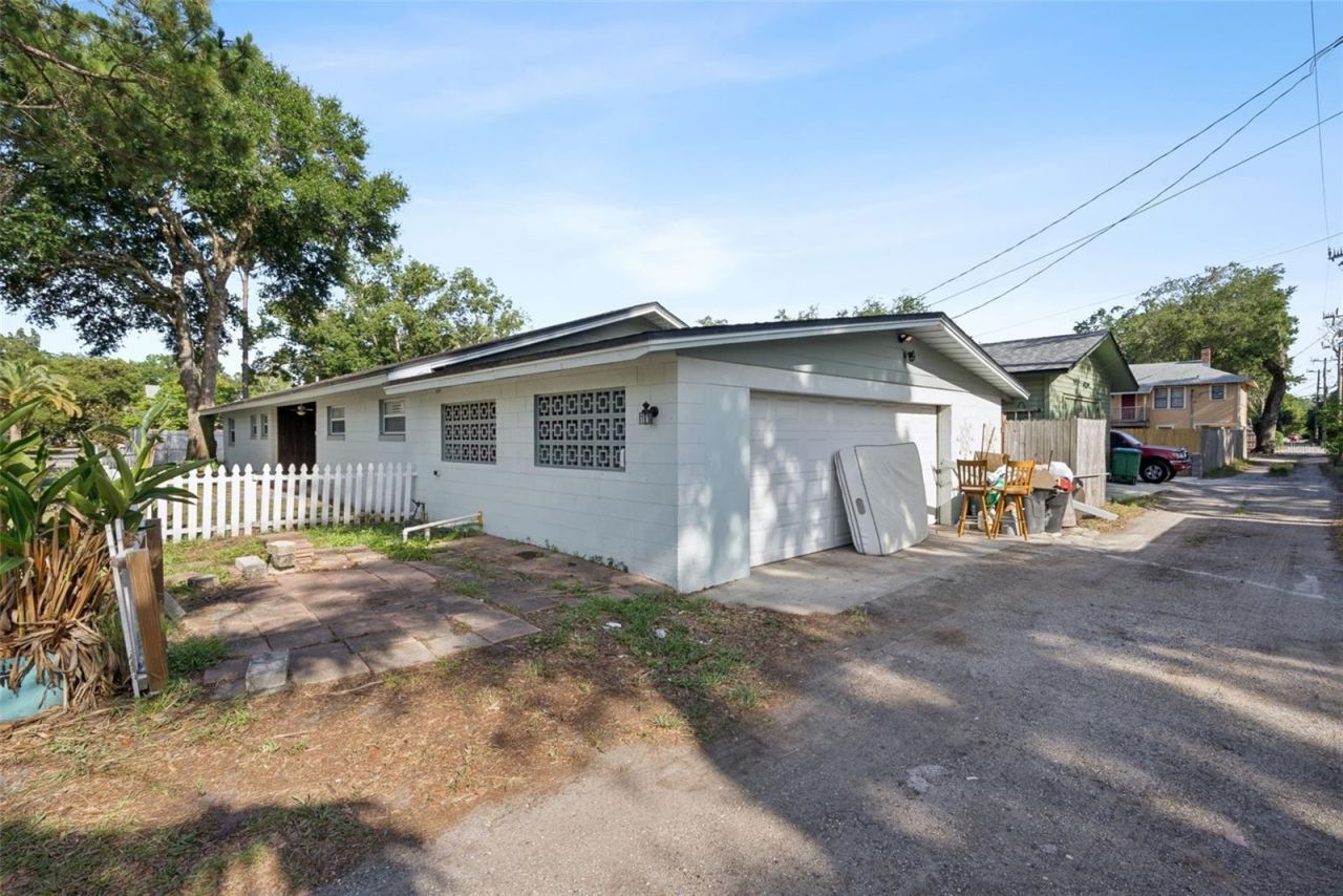 401 W 10th Street, Sanford, FL 32771 Photo