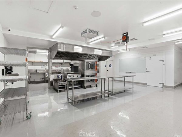 14071 Polk Street, Sylmar, CA 91342