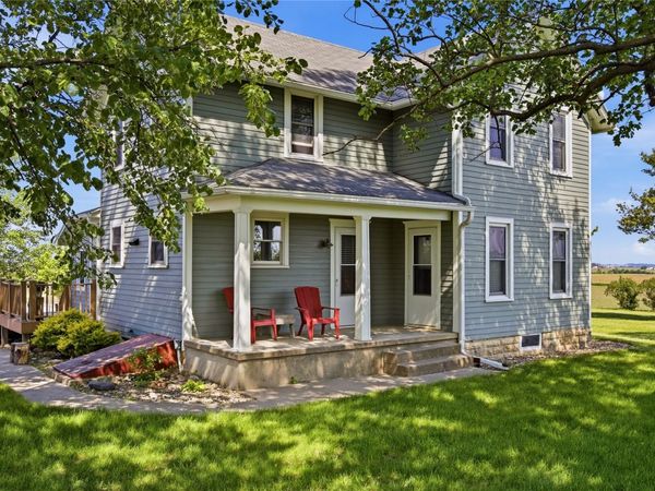 15403 140th Avenue , Monticello, IA 52310