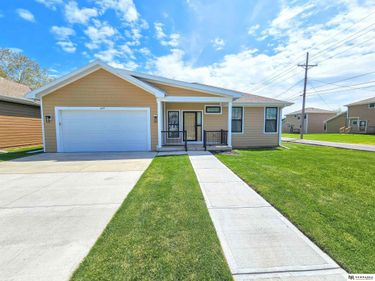 2119 N 25 Street, Omaha, NE 68111