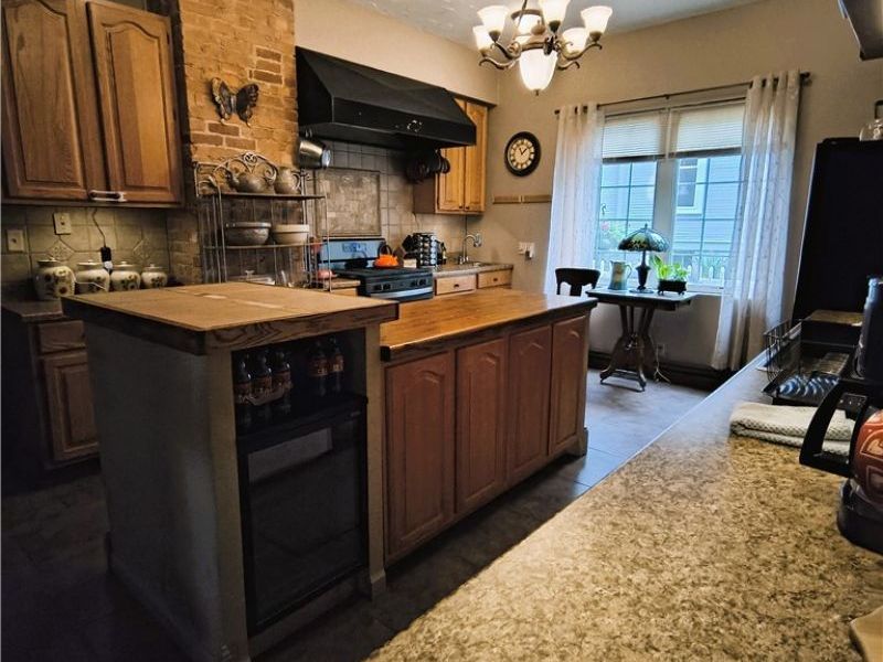 201 Washington Street , Marietta, OH 45750 Photo 13