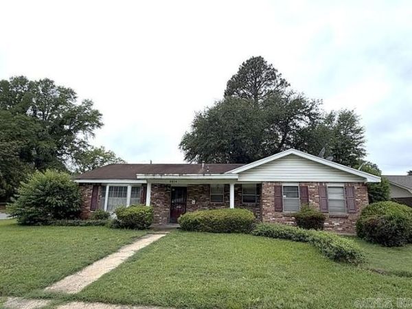 3914 King Richard Road, Pine Bluff, AR 71603