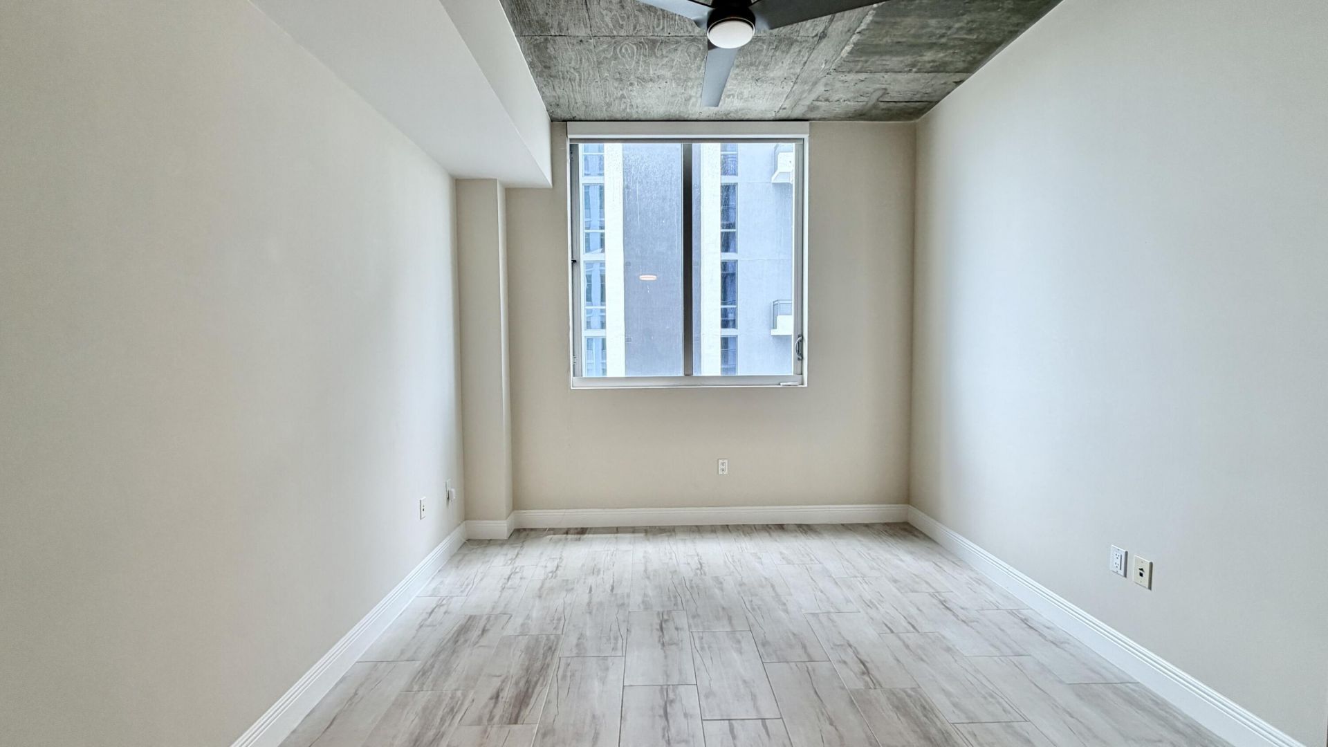 300 S Australian Avenue, Unit 919, West Palm Beach, FL 33401 Photo