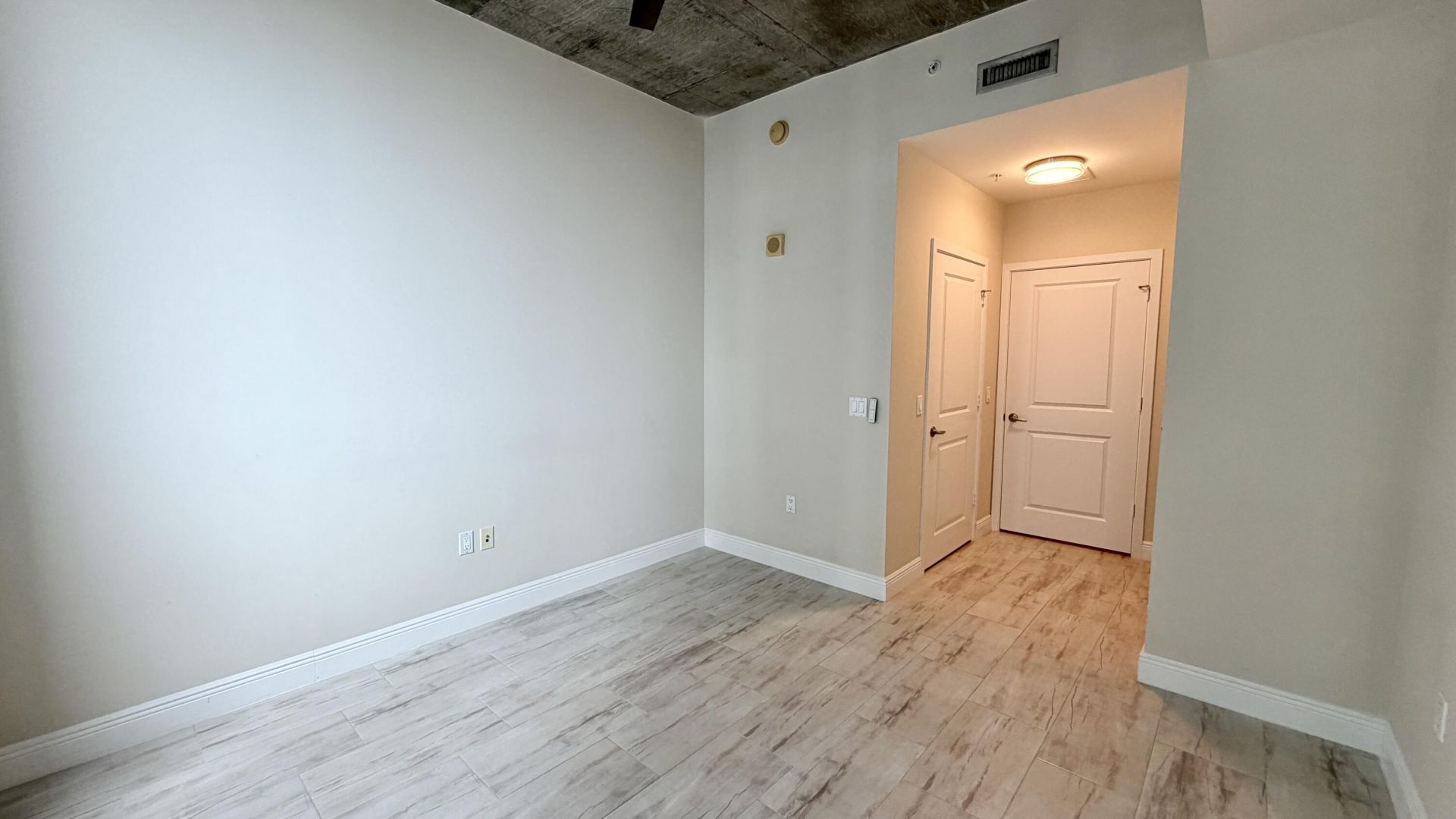 300 S Australian Avenue, Unit 919, West Palm Beach, FL 33401 Photo