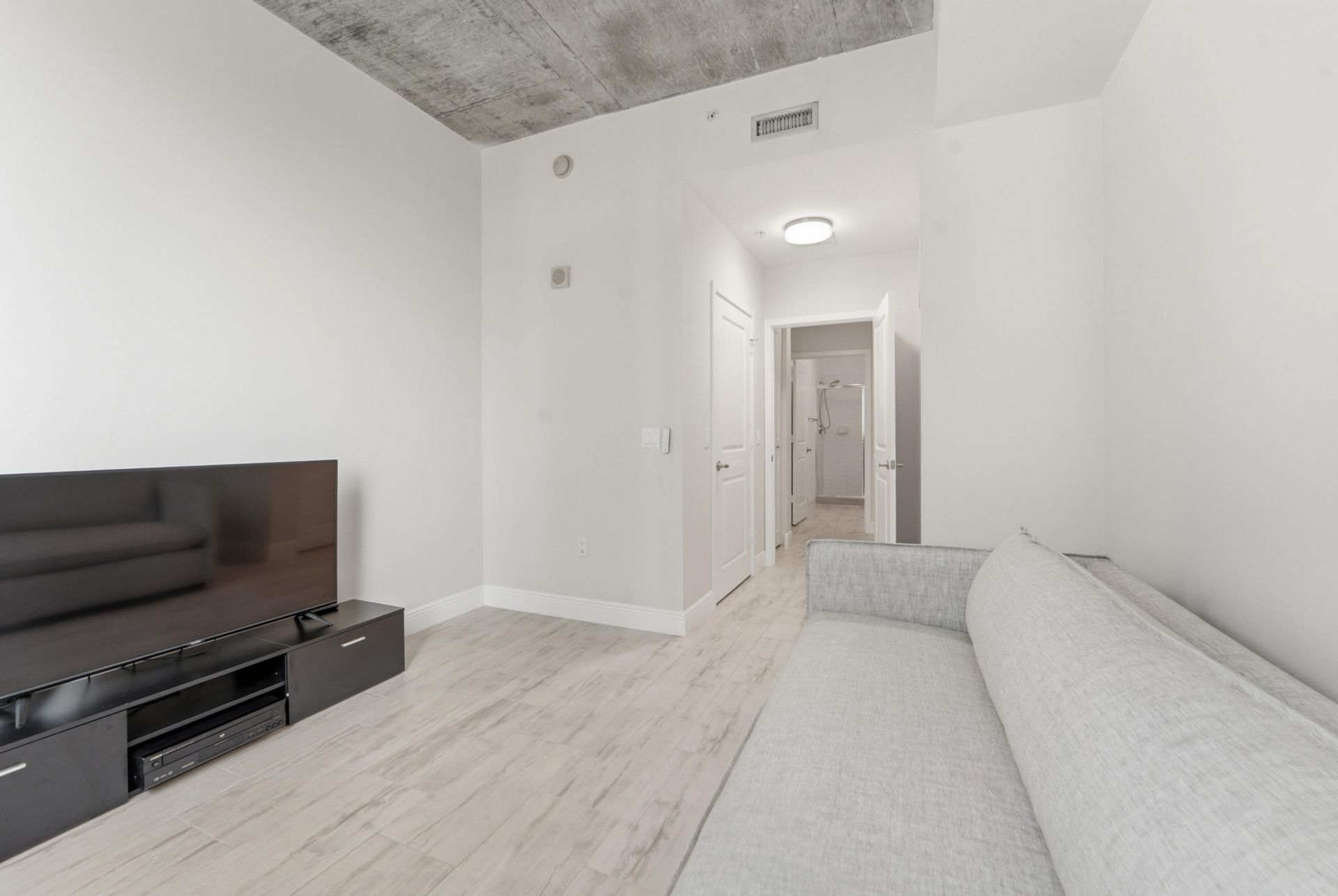 300 S Australian Avenue, Unit 919, West Palm Beach, FL 33401 Photo