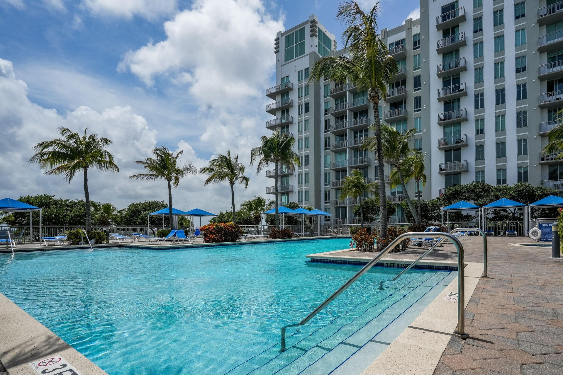 300 S Australian Avenue, Unit 919, West Palm Beach, FL 33401 Photo