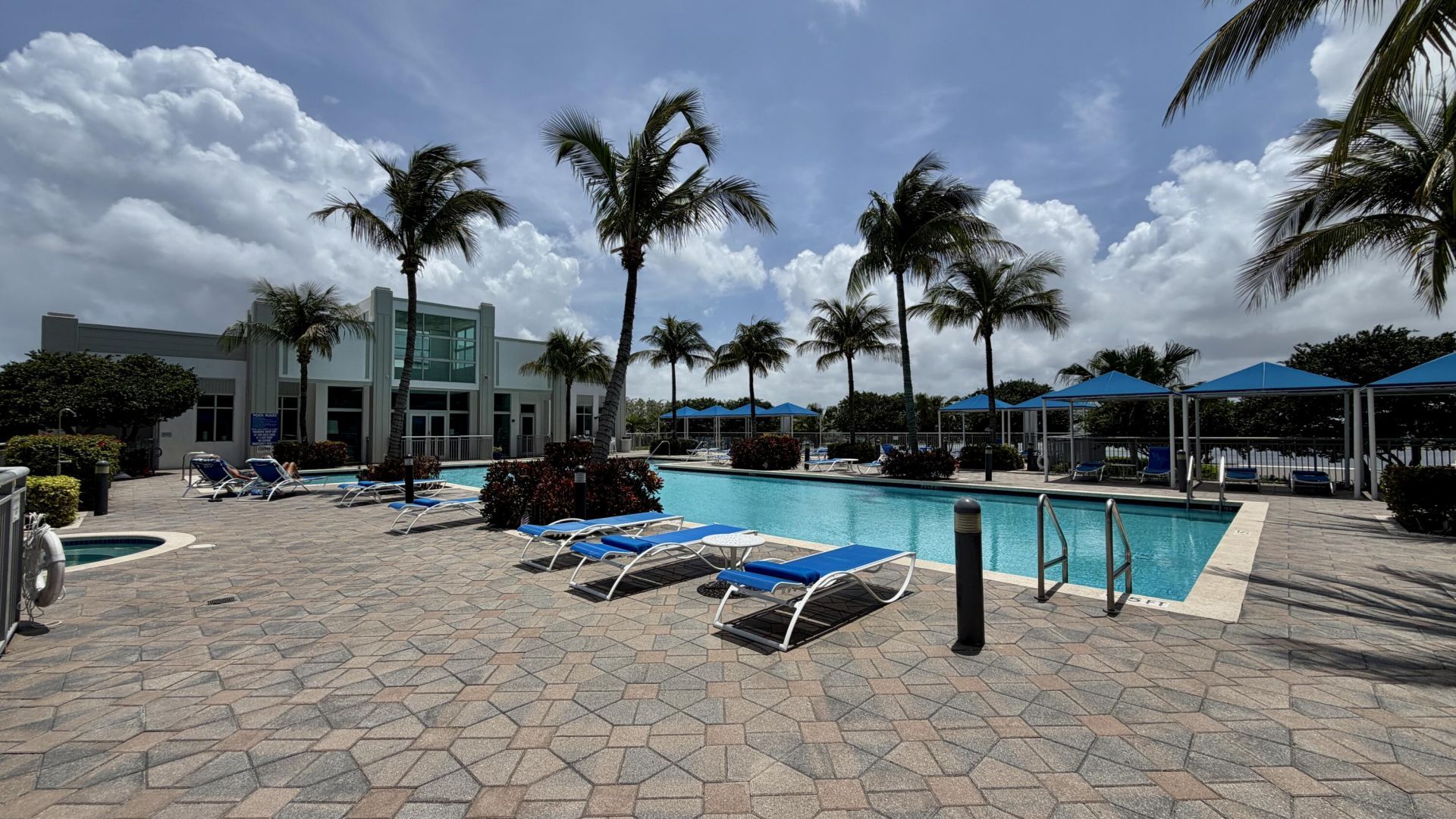 300 S Australian Avenue, Unit 919, West Palm Beach, FL 33401 Photo