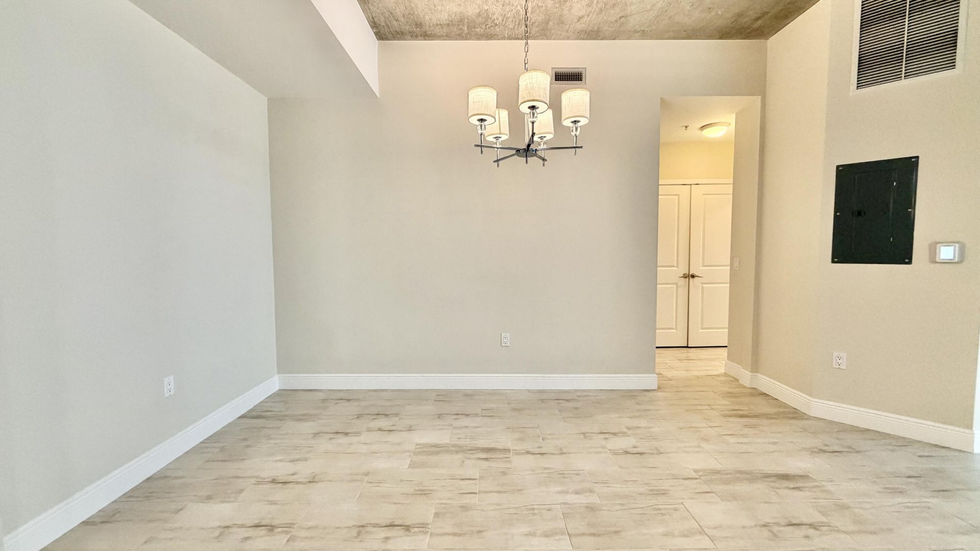 300 S Australian Avenue, Unit 919, West Palm Beach, FL 33401 Photo