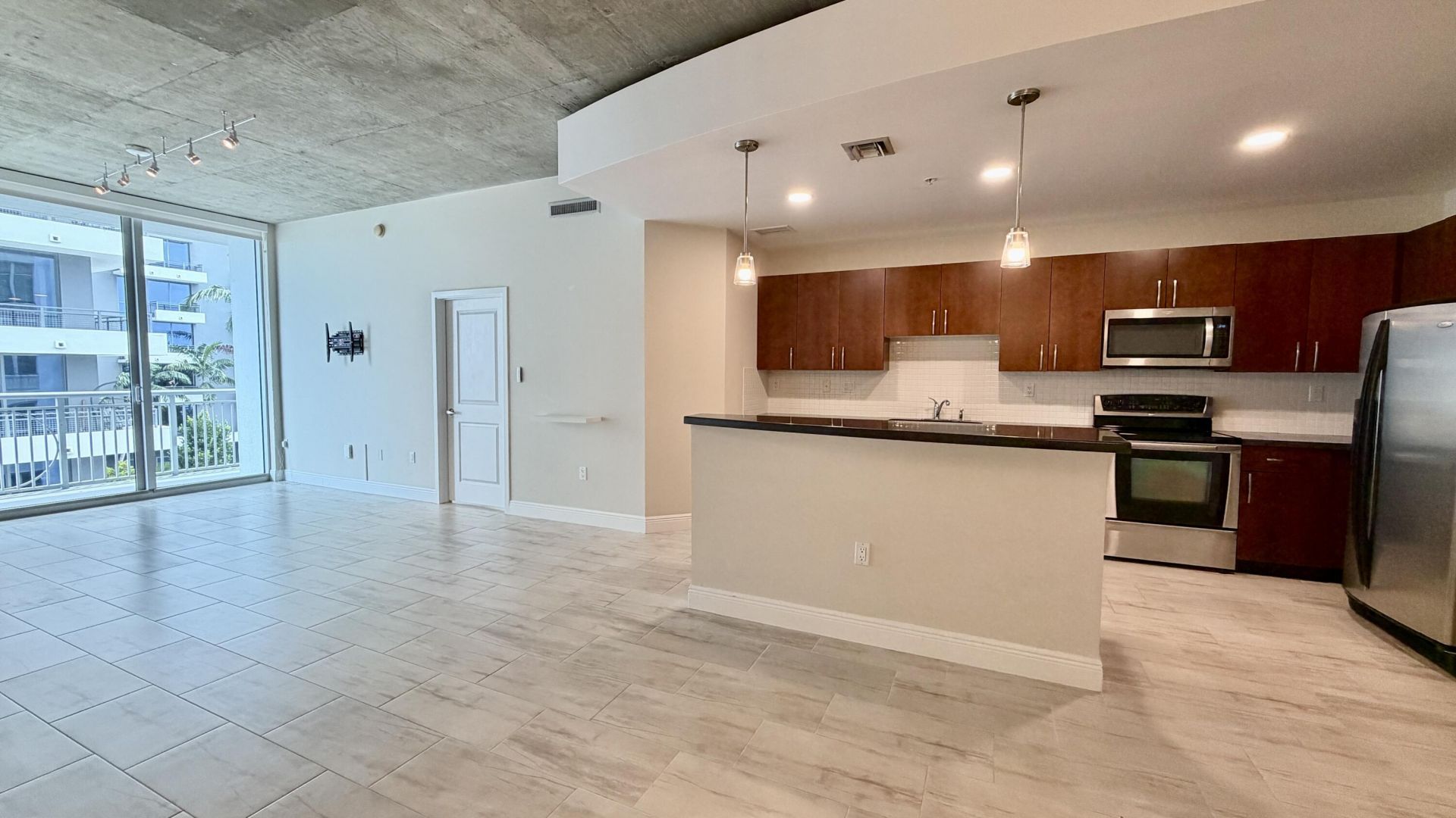 300 S Australian Avenue, Unit 919, West Palm Beach, FL 33401 Photo