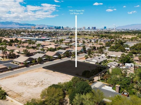 7460 Topaz Street , Las Vegas, NV 89120