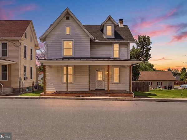 106 GETTYSBURG STREET, DILLSBURG, PA 17019