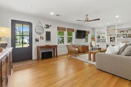 42 Mueller Drive photo 4
