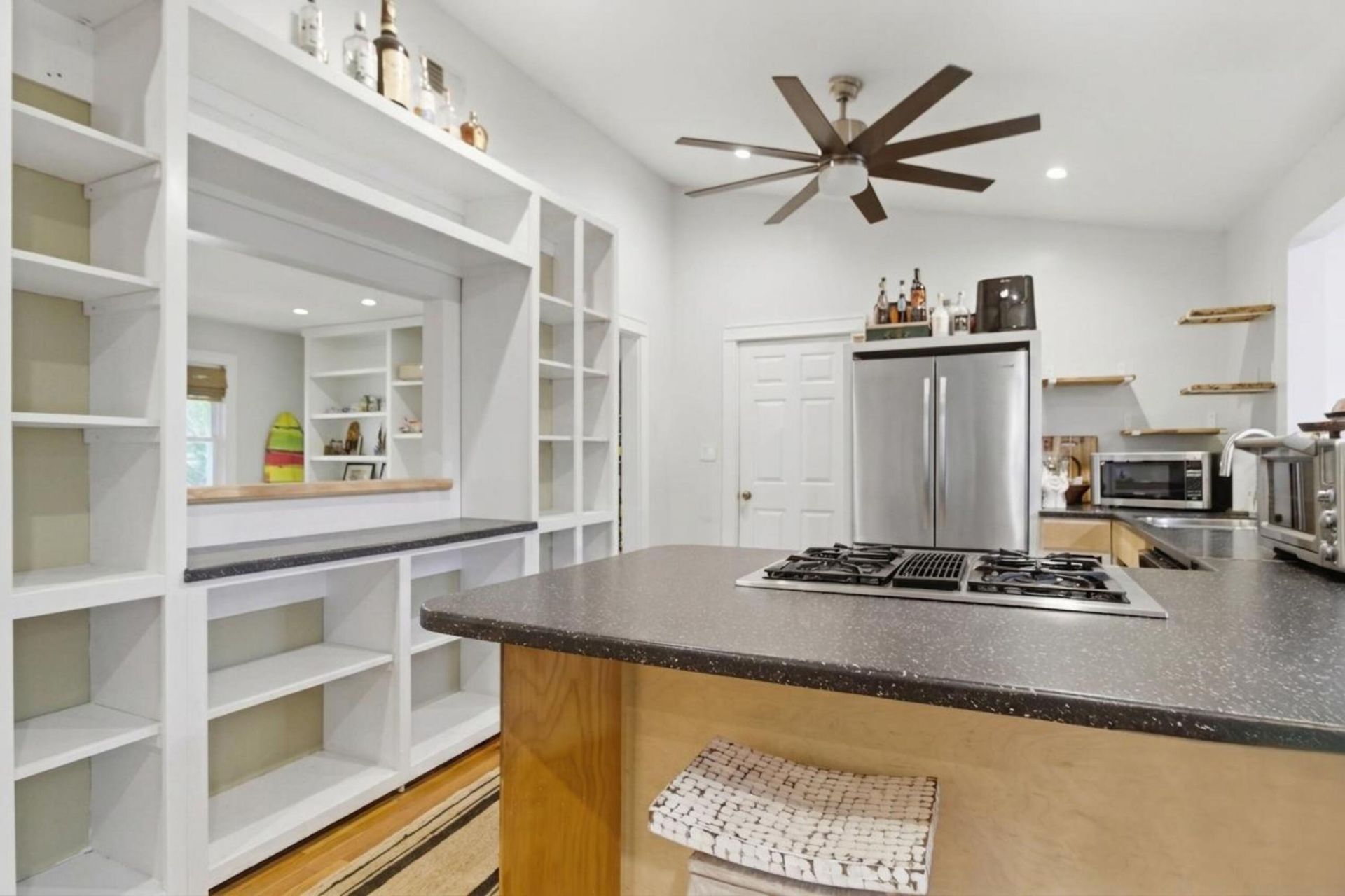 42 Mueller Drive Photo 8