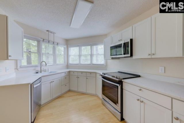 101 Oak Trace Court  Photo 15