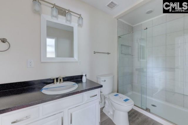 101 Oak Trace Court  Photo 32