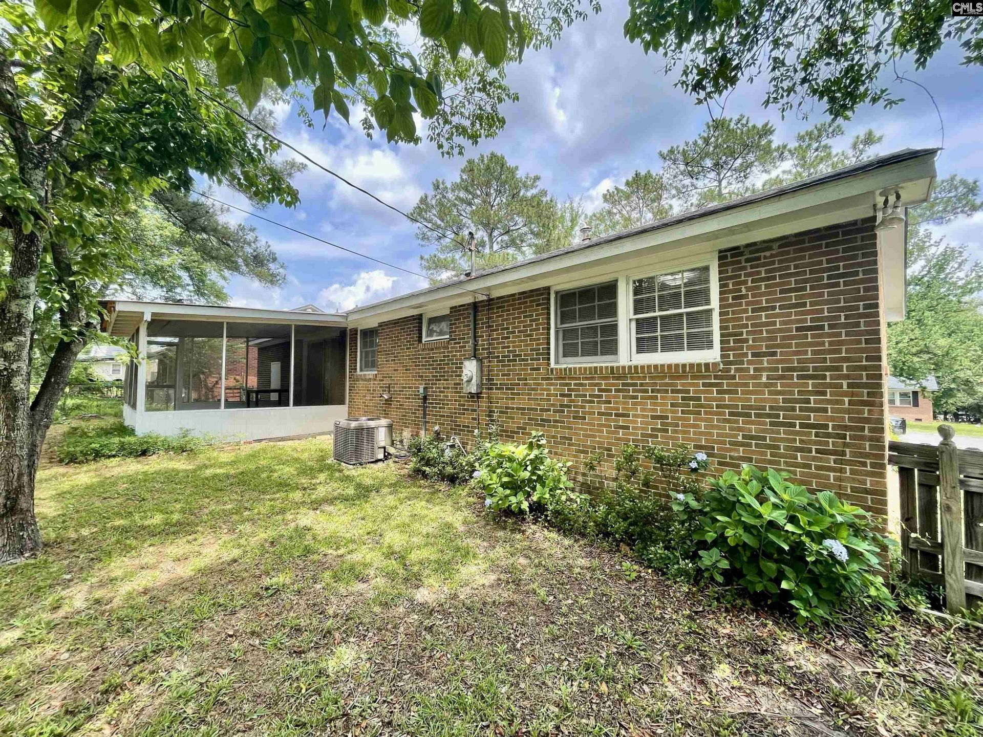 3717 Lochmore Drive  Photo 18