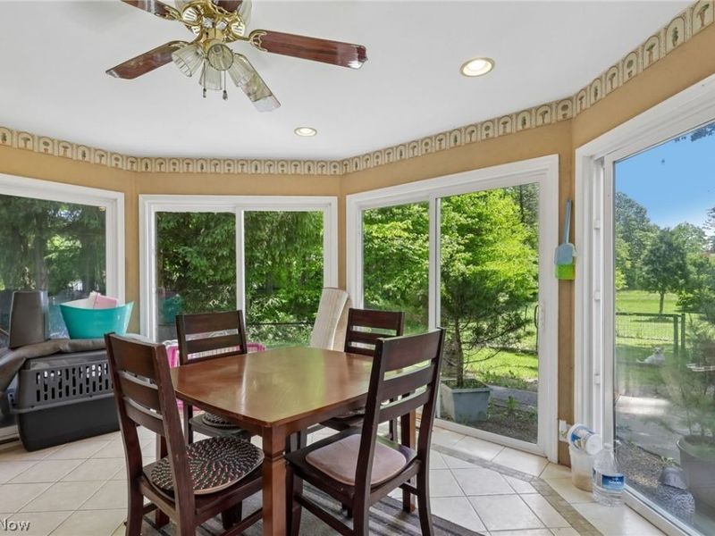 5785 Lamplighter Drive, Girard, OH 44420 Photo 32