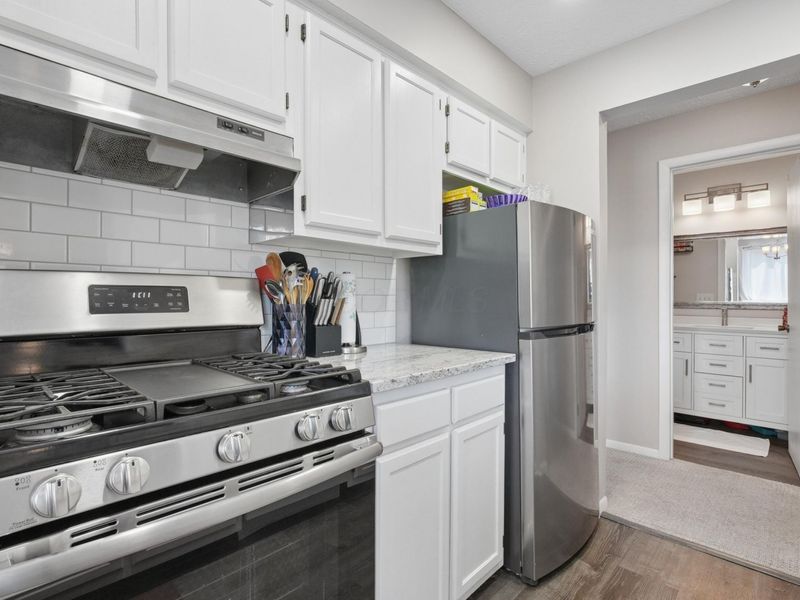 2196 Hedgerow Road , Unit 2196G, Columbus, OH 43220 Photo 12