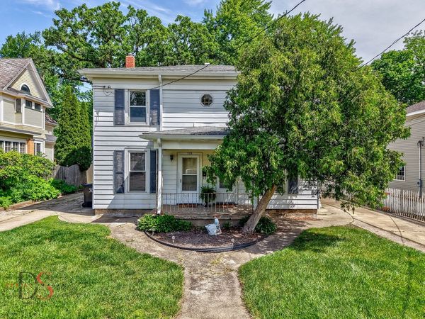 520/522 E Main Street , Ottawa, IL 61350