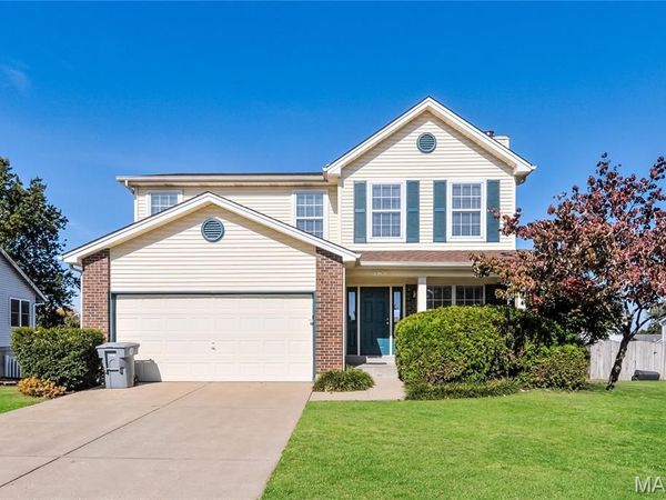 561 Prentice Drive , St Peters, MO 63376