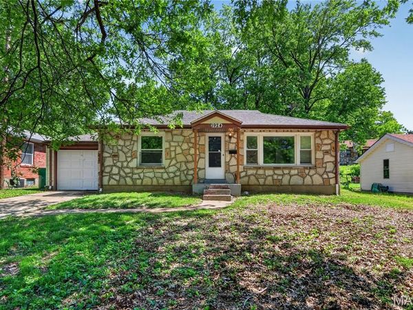 1924 Alert Drive , St Louis, MO 63114