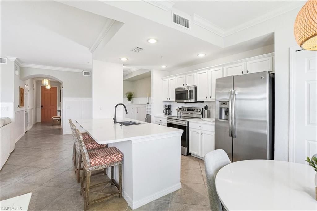9554 Trevi Ct, Unit 4737, Naples, FL 34113 Photo