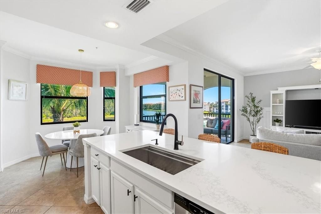 9554 Trevi Ct, Unit 4737, Naples, FL 34113 Photo