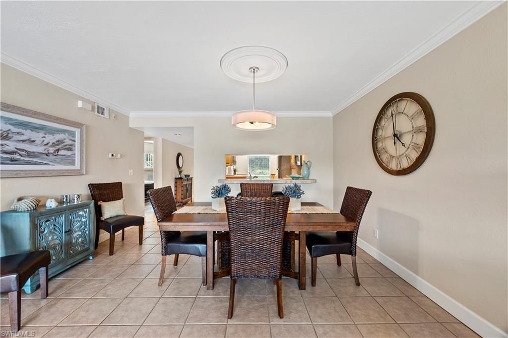 1250 Yesica Ann Cir, Unit E105, Naples, FL 34110 Photo
